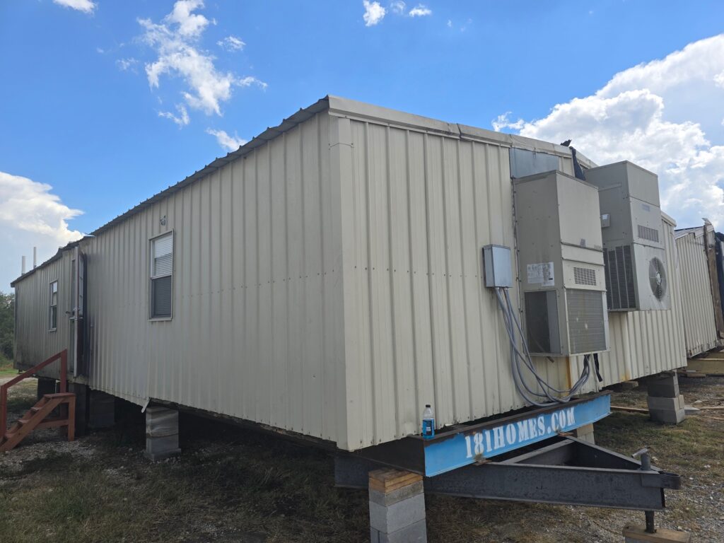 Hunting Cabin mobile Homes back view